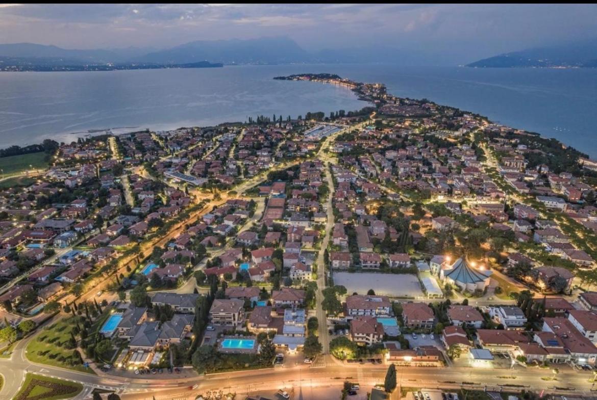 Hotel Vittoria Sirmione Exterior foto